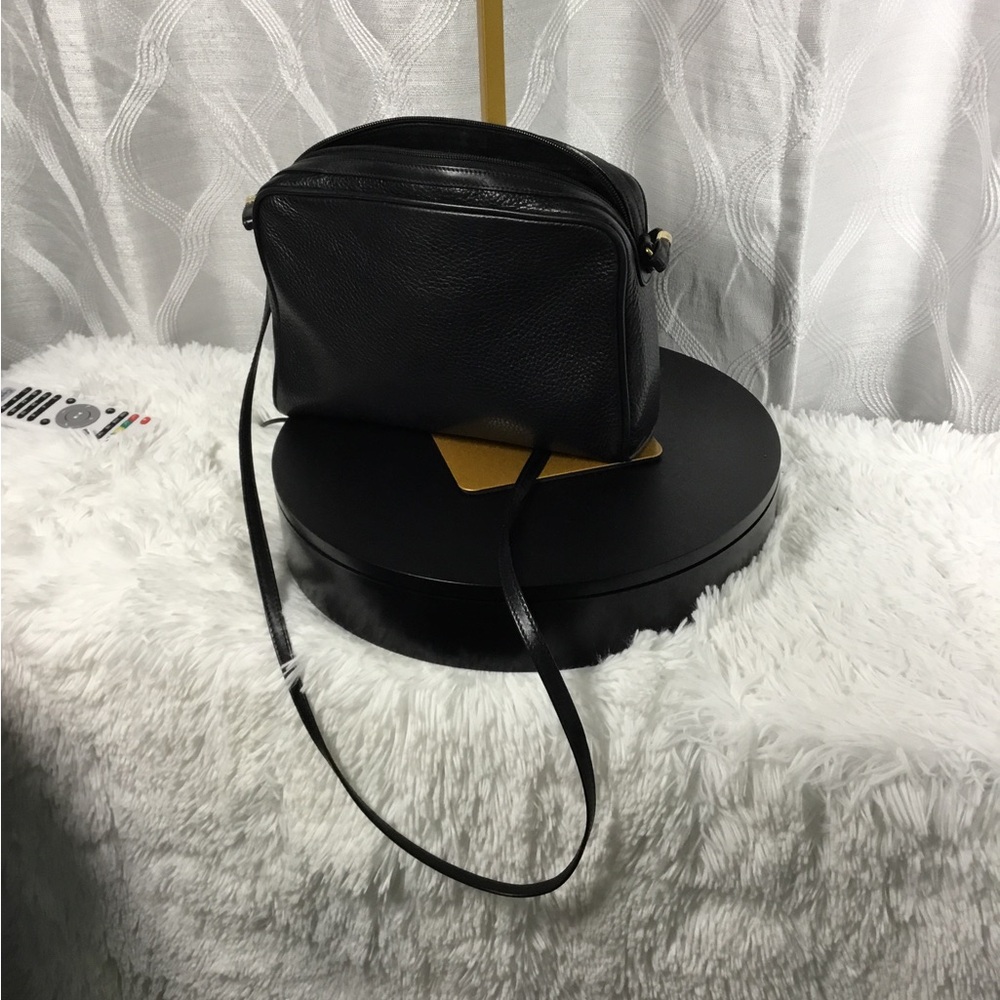 Gucci Black Pebbled Leather Crossbody Bag